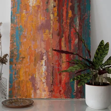 Artist's - Urban Oasis Apartment *