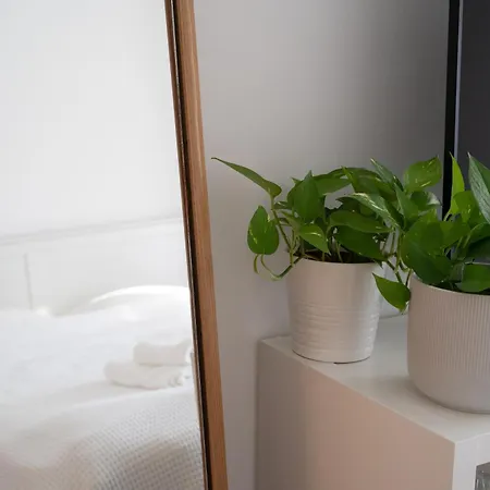 Apartament Artist's - Urban Oasis *